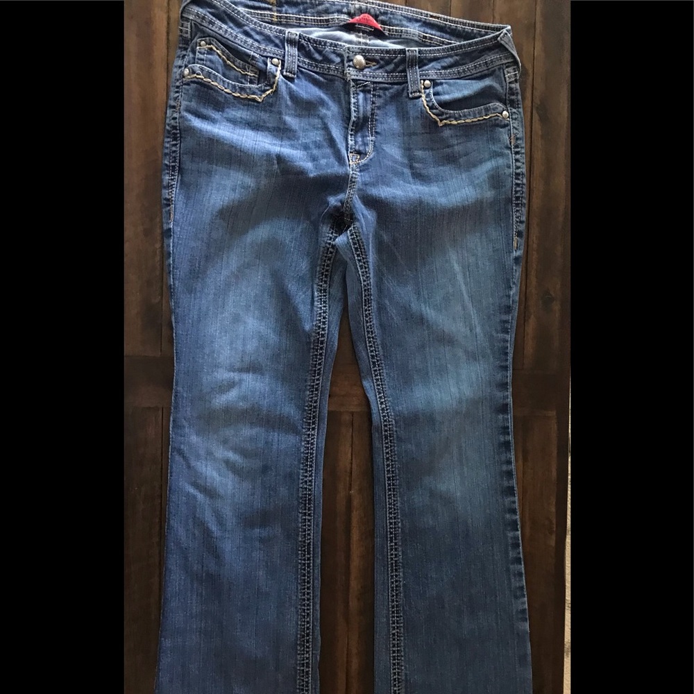 Ariat jeans size 32R